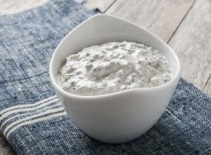 garlic-yogurt-dressing