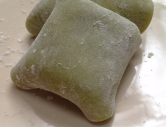 green-tea-mochi-with-green-tea-ice-cream-recipe