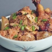 Kimchi Braised Chicken